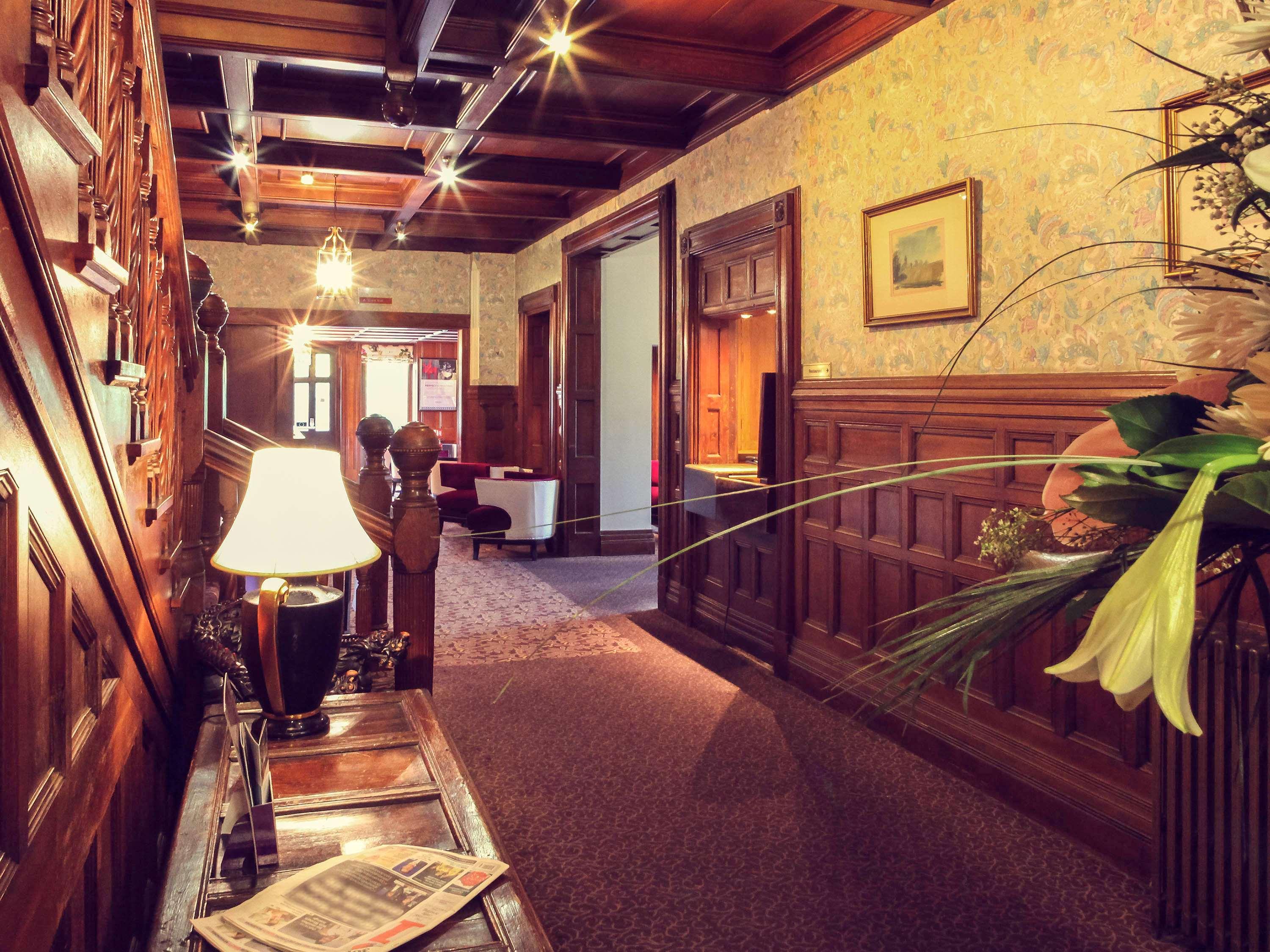 Mercure Burton Upon Trent, Newton Park Exteriör bild